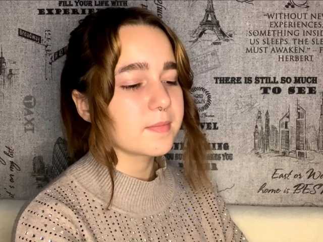 EmilyAnderl live cam on BongaCams