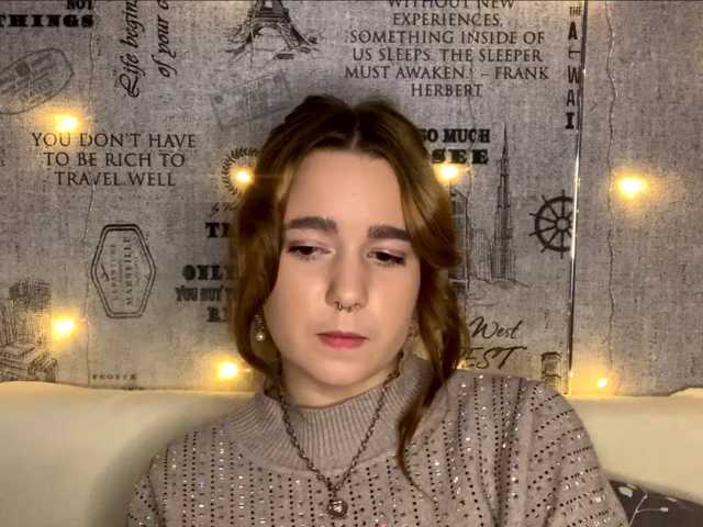 EmilyAnderl live cam on BongaCams