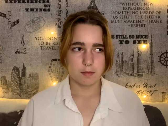EmilyAnderl live cam on BongaCams