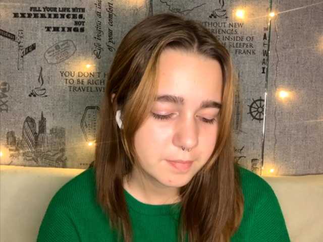 EmilyAnderl live cam on BongaCams