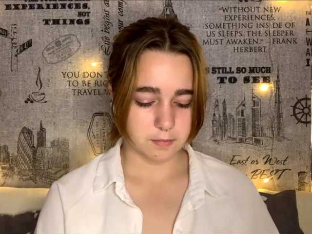 EmilyAnderl live cam on BongaCams