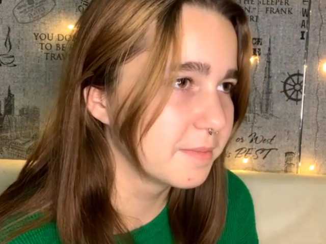 EmilyAnderl live cam on BongaCams
