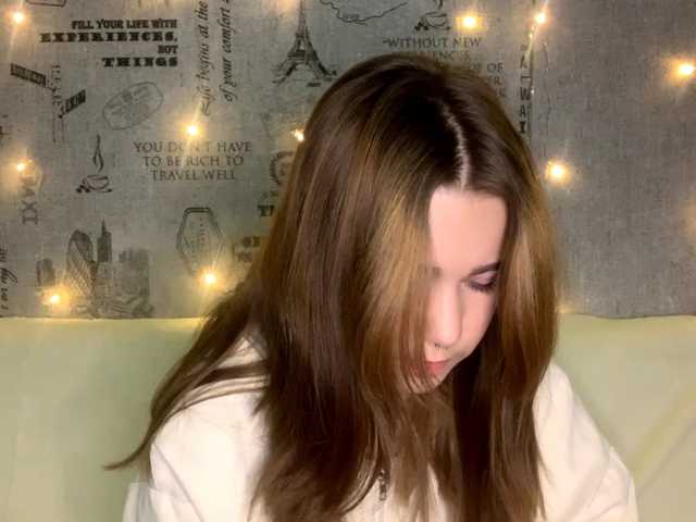 EmilyAnderl live cam on BongaCams