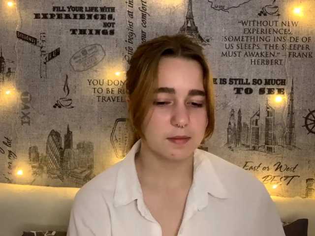EmilyAnderl live cam on BongaCams