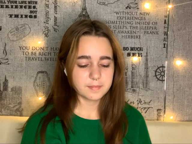 EmilyAnderl live cam on BongaCams