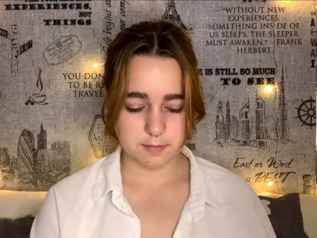 EmilyAnderl live cam on BongaCams