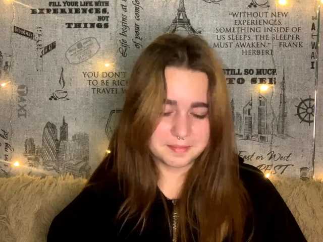 EmilyAnderl live cam on BongaCams