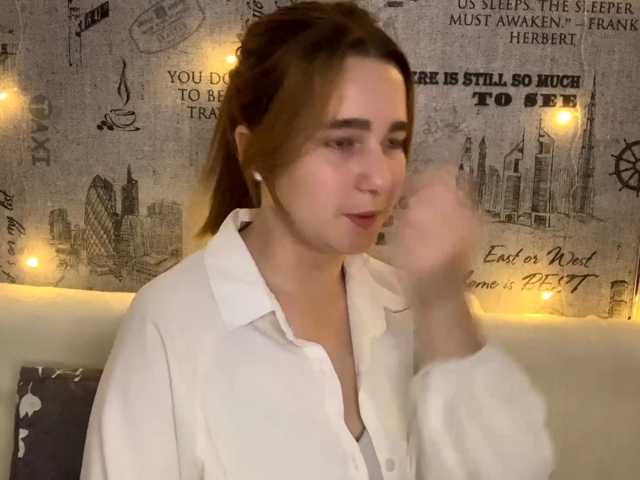 Emilyanderl live cam