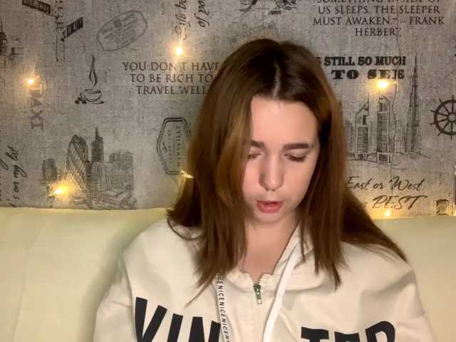 EmilyAnderl live cam on BongaCams