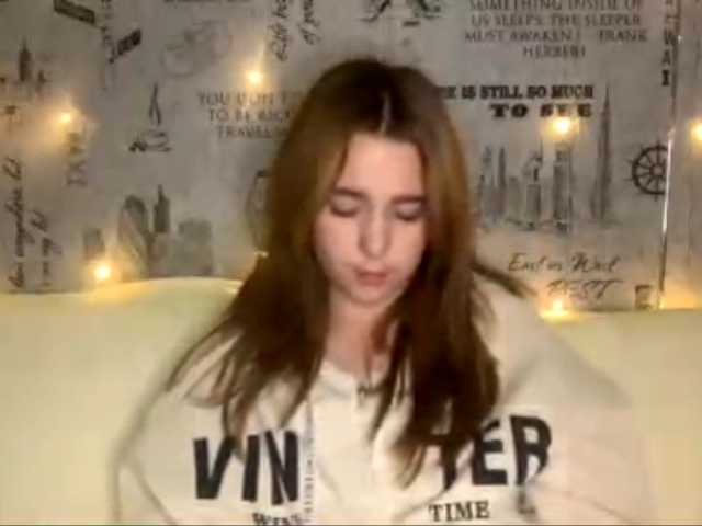 EmilyAnderl live cam on BongaCams