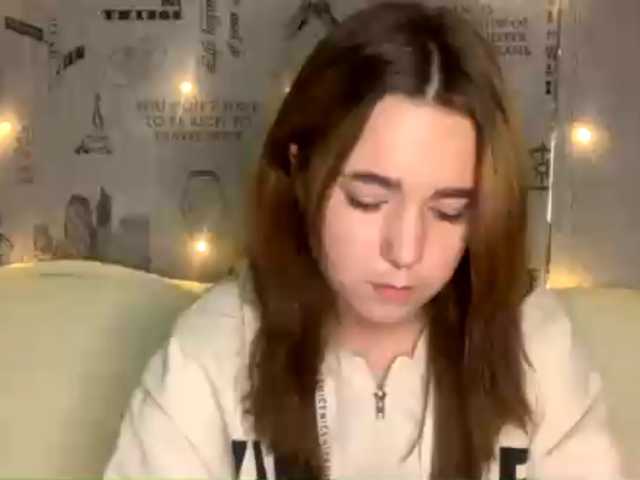 EmilyAnderl live cam on BongaCams