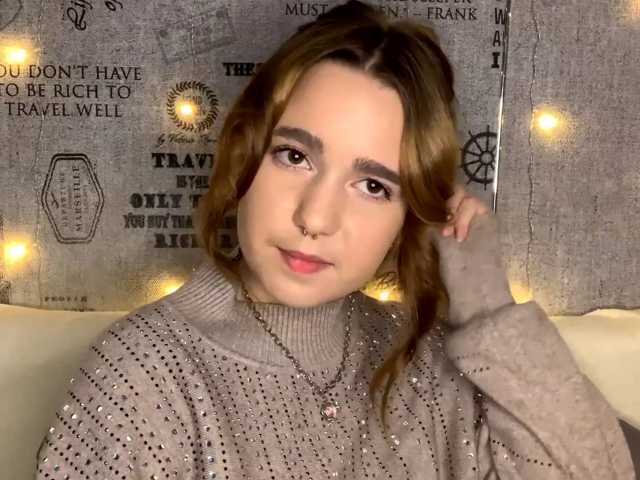 EmilyAnderl live cam on BongaCams