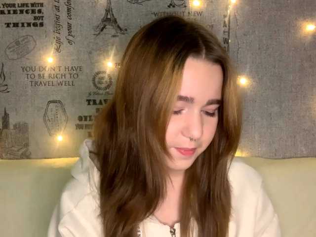 EmilyAnderl live cam on BongaCams