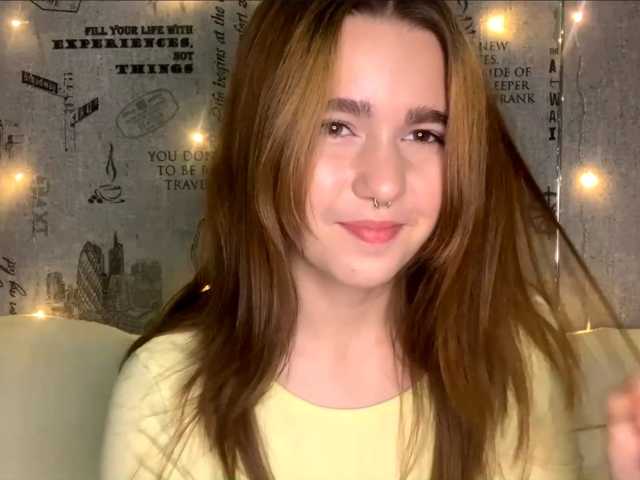 EmilyAnderl live cam on BongaCams