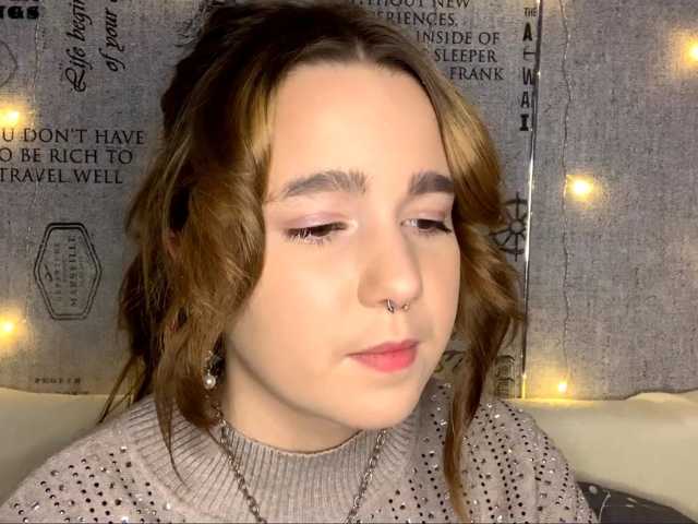 EmilyAnderl live cam on BongaCams