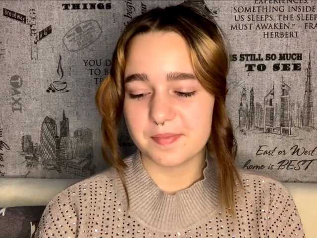 EmilyAnderl live cam on BongaCams