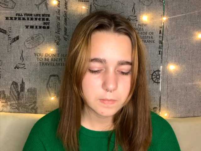 EmilyAnderl live cam on BongaCams