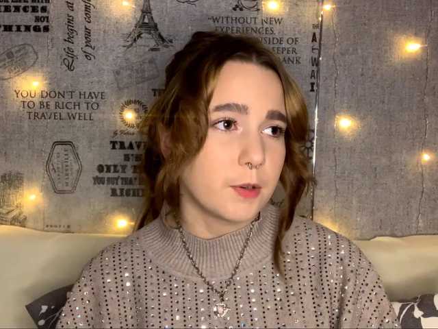 EmilyAnderl live cam on BongaCams