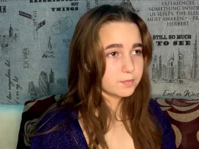 EmilyAnderl live cam on BongaCams
