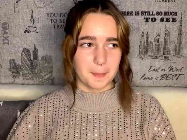 EmilyAnderl webcam