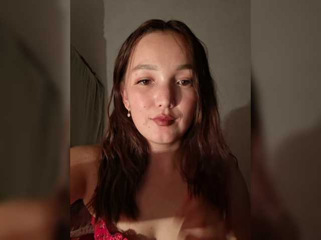 MilaaRose live cam