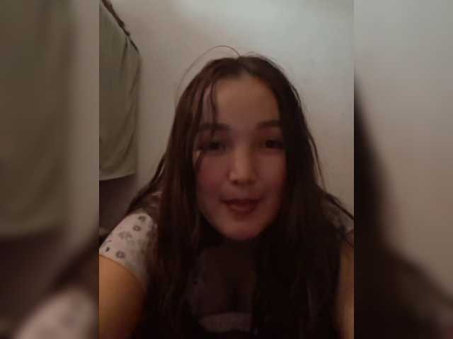AnelyaMayaa, modelo webcam