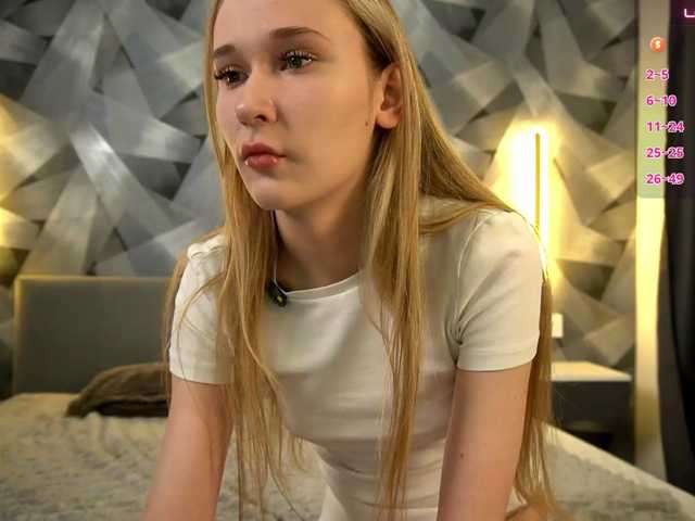 evaloveme live cam on BongaCams