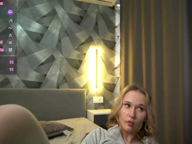 evaloveme live cam on BongaCams