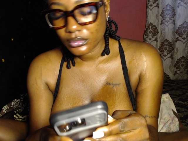 VelvetGoddess234 live cam preview