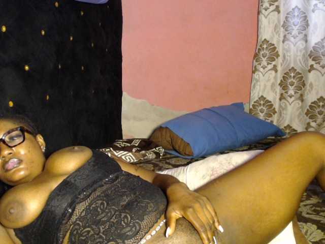 VelvetGoddess234 live cam preview