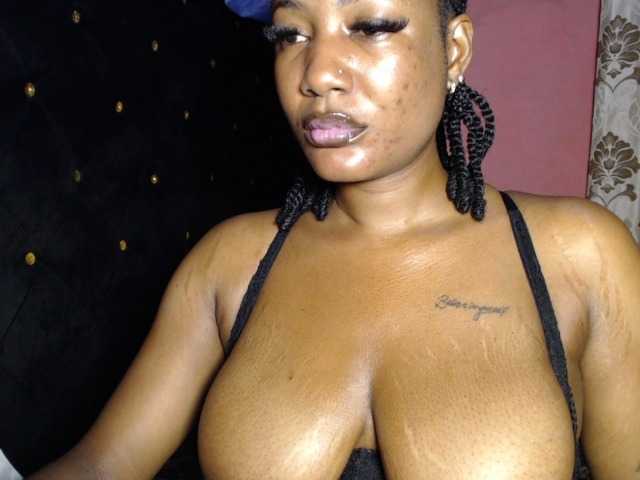 Velvetgoddess234 live cam