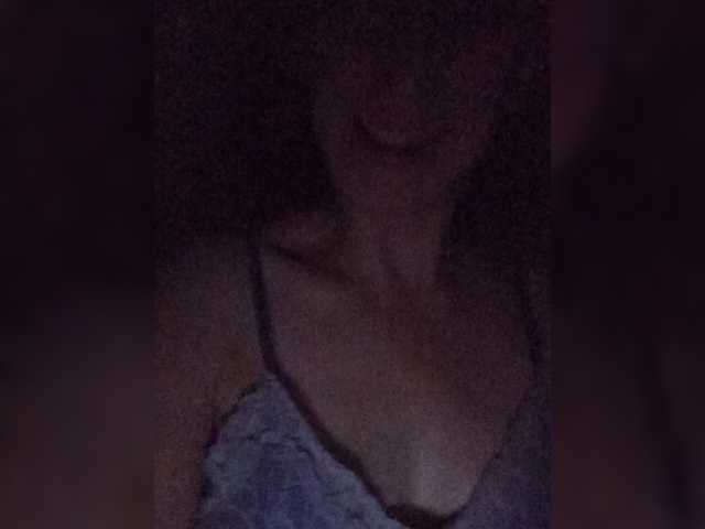 Alisemonik live cam on BongaCams