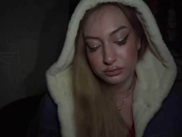 BariMehrotra live cam on BongaCams