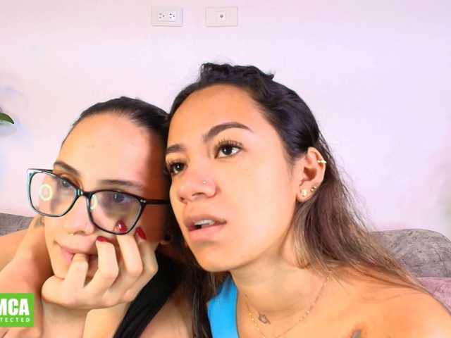 Gia-Jules live cam on BongaCams