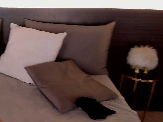 RomyBloom live cam on BongaCams