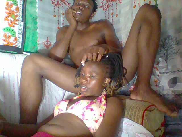 Adorable-couple live cam on BongaCams