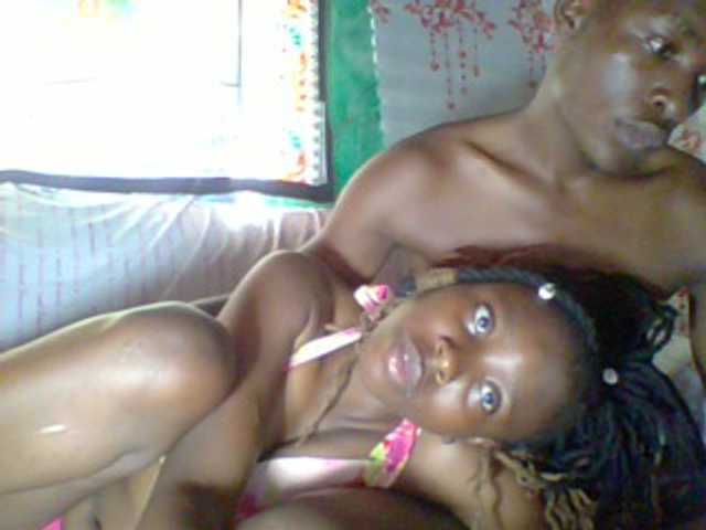 Adorable-couple live cam on BongaCams