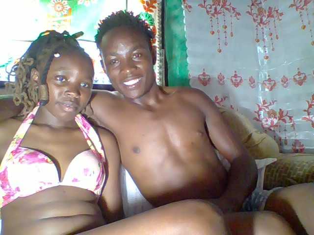 Adorable-couple live cam on BongaCams