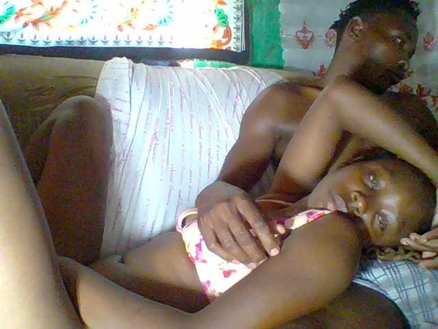 Adorable-couple live cam on BongaCams