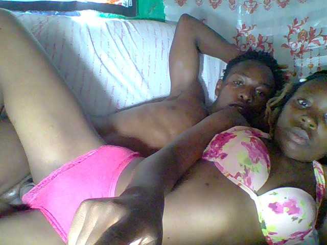 Adorable-couple live cam on BongaCams