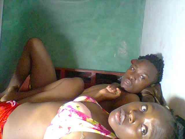 Adorable-couple Adorable-couple