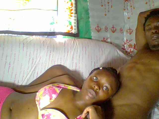 Adorable-couple Adorable-couple
