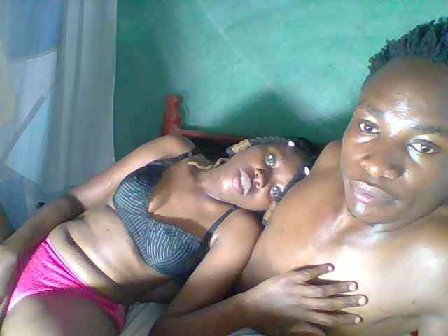 Adorable-couple