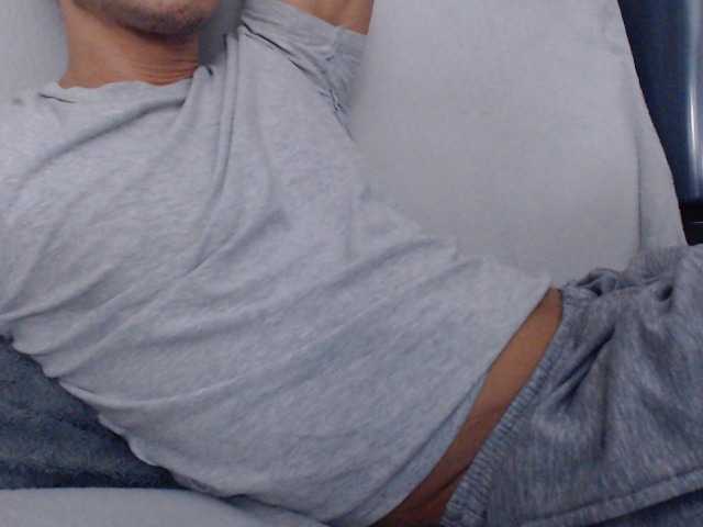 MikeyMaXXX, 33 y/o - Live Cam on BongaCams