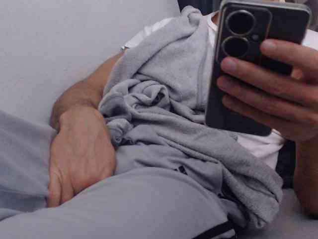 MikeyMaXXX