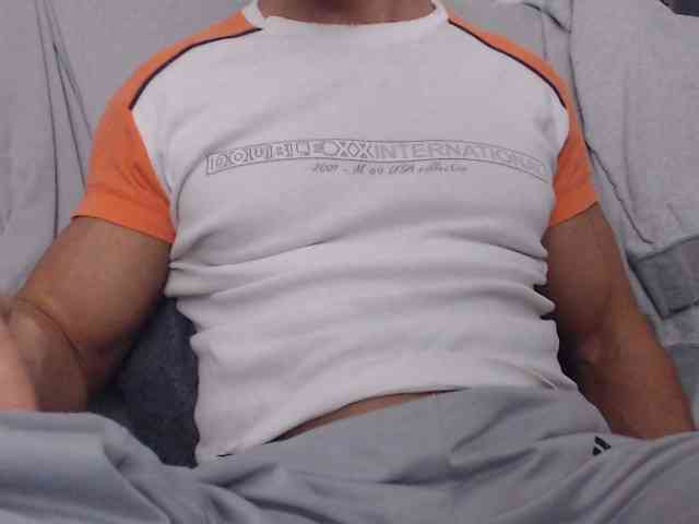MikeyMaXXX MikeyMaXXX