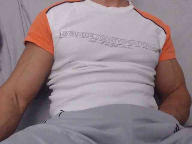 MikeyMaXXX