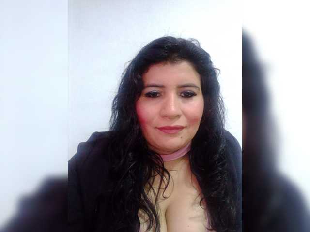 Melanie-25