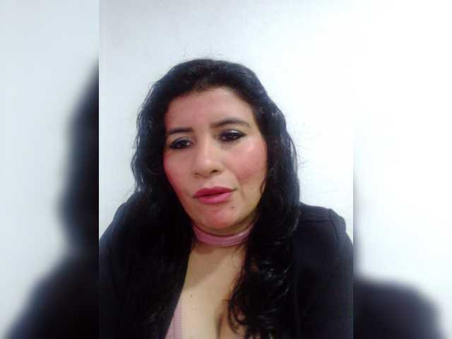 Melanie-25