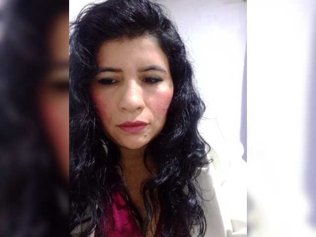 Melanie-25